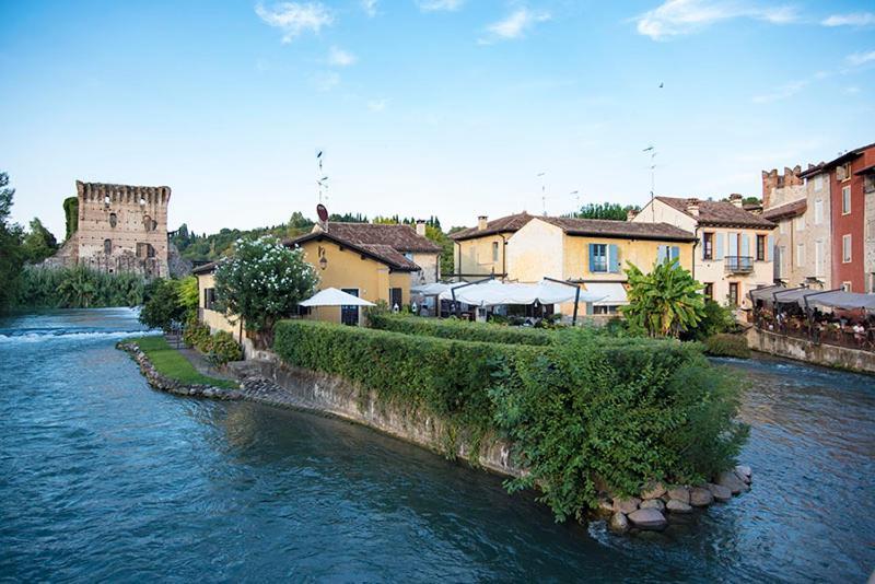 Le Finestre Su Borghetto Hotel Valeggio sul Mincio Exterior foto