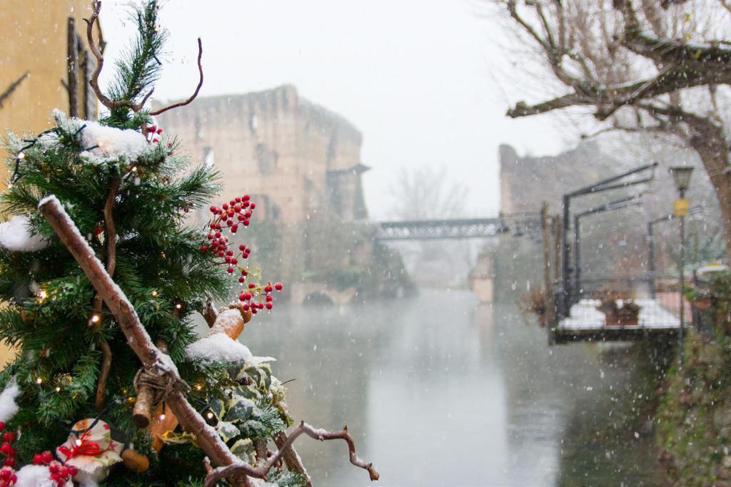 Le Finestre Su Borghetto Hotel Valeggio sul Mincio Exterior foto